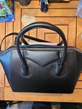 Fashion Drug Handbag Black